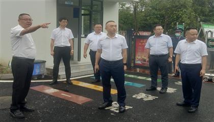 遂寧興業(yè)集團召開“問題大排查、作風大整治、工作大提升”專項行動現(xiàn)場推進會